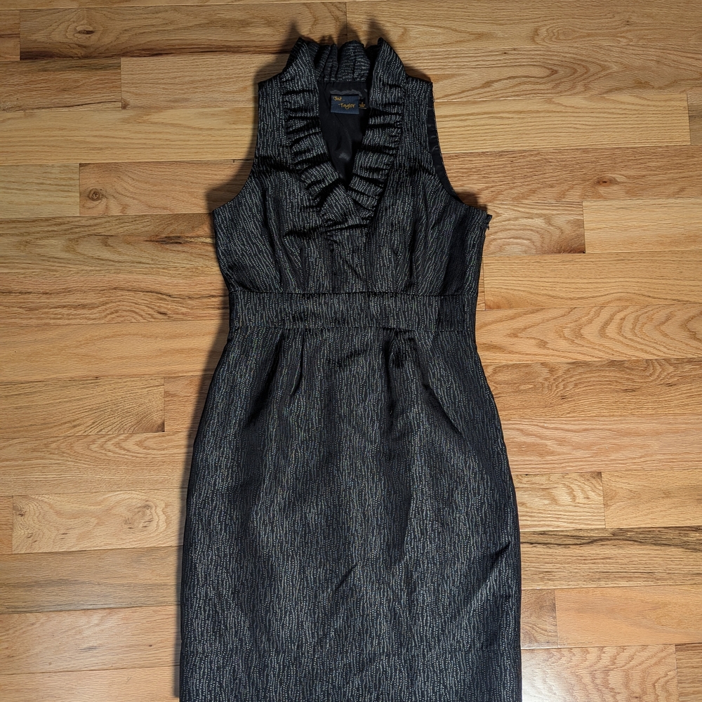 Just...Taylor Charcoal Sleeveless Midi Dress